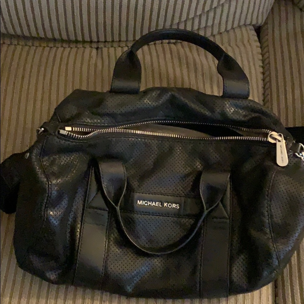 Leather Micheal Kors crossbody bag 3day Sale